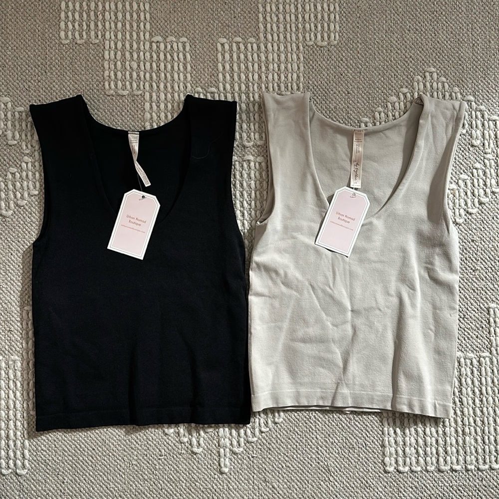 New bundle, nylon crop tank tops